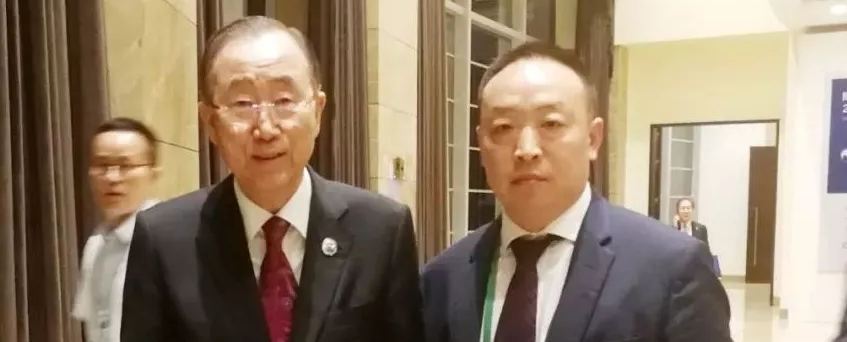 欧美鸡巴戳逼视频联合国第八任秘书长潘基文会见赵章栓会长